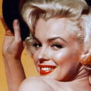 Most iconic photos of Marilyn Monroe turned into HD