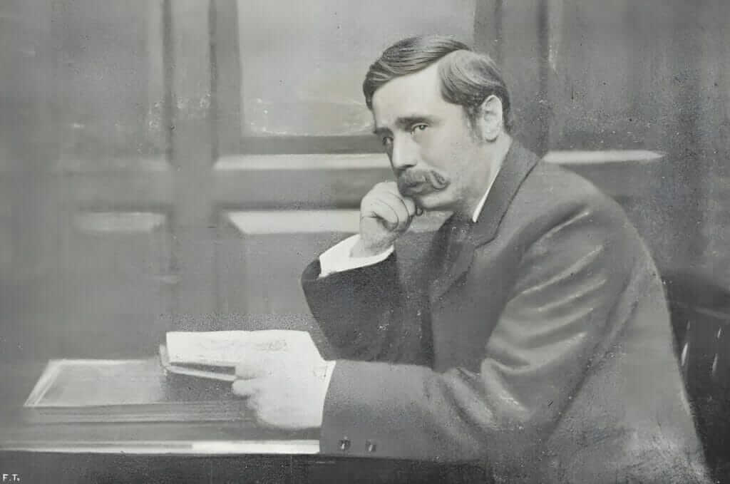 Amazing and Rare Photos of H.G. Wells