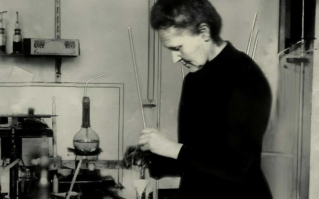 30 Amazing and Rare Photos of Marie Curie