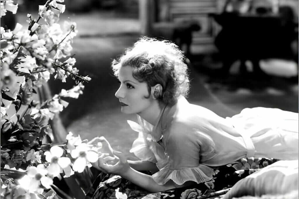 Amazing and Rare Photos of Greta Garbo