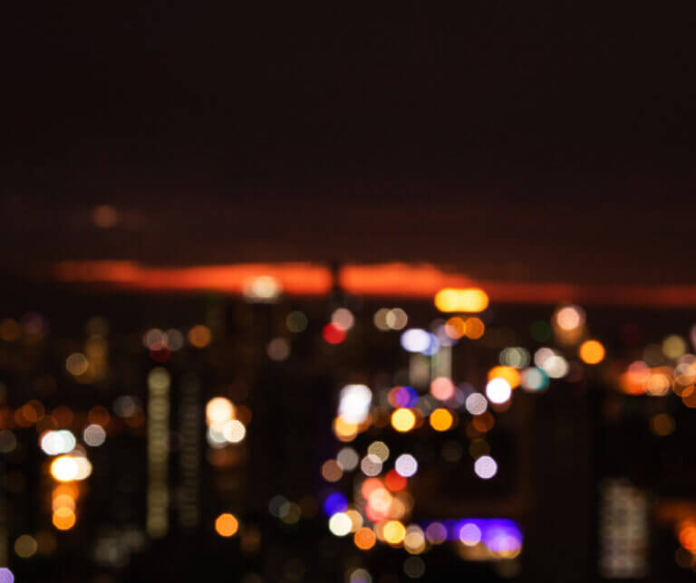 How to Sharpen a Blurry Image With Face26's AI Technology?